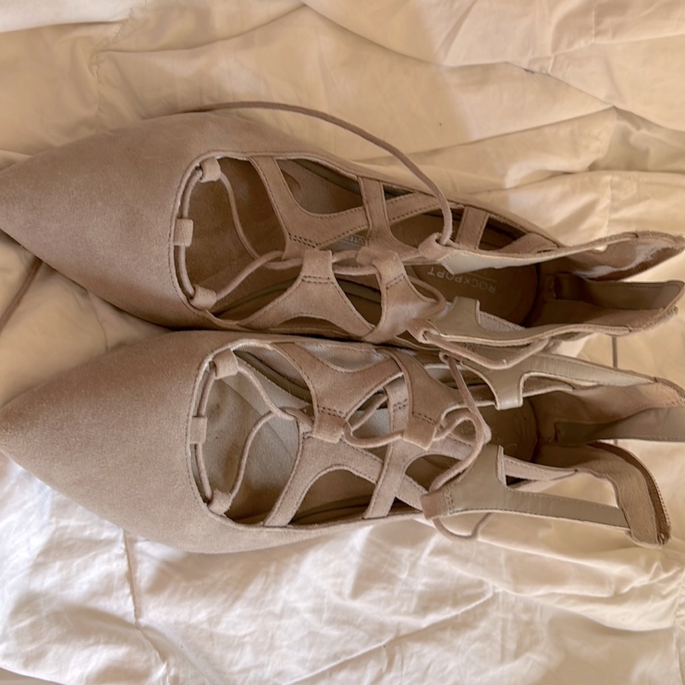 Women sandals